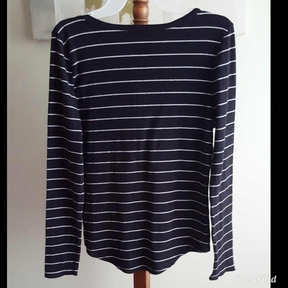 PERFECT HENLEY TOP - Picture 2 of 3